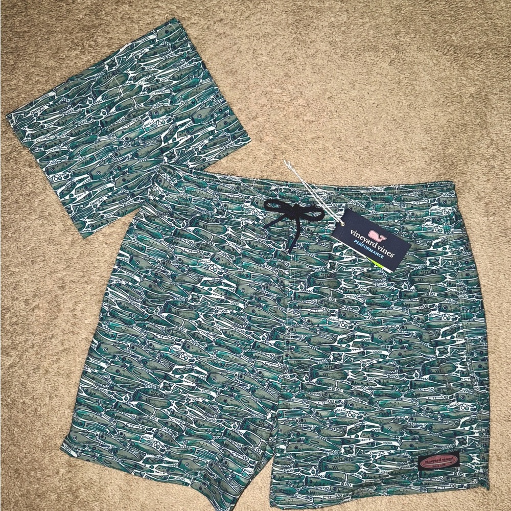 NWT Vineyard Vines Abe Pieciak Fishing Lure Chappy Trunks/Limited-Edition/SZ M